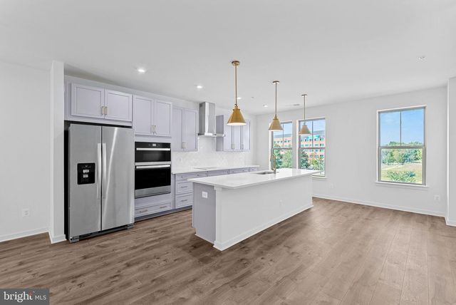 19713 MISTY MOSS SQ, Ashburn, VA 20147