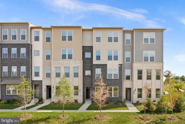 19713 MISTY MOSS SQ, Ashburn, VA 20147