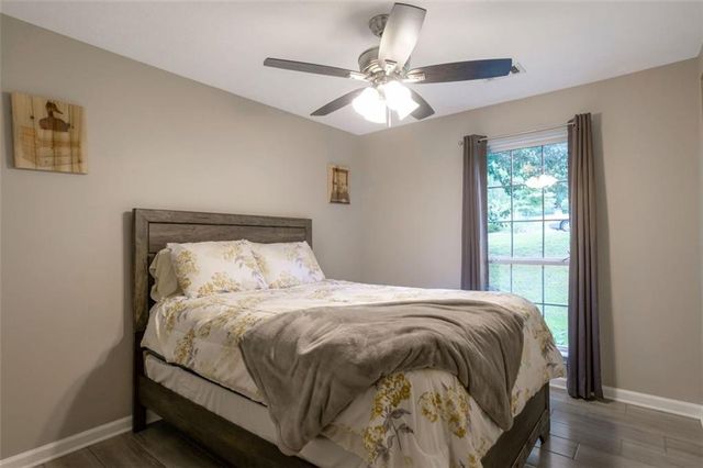 6707 SPRING HEAD Drive, Flowery Branch, GA 30542