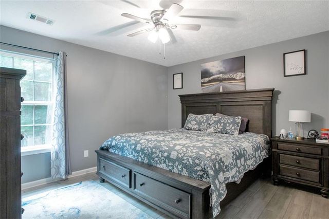 6707 SPRING HEAD Drive, Flowery Branch, GA 30542