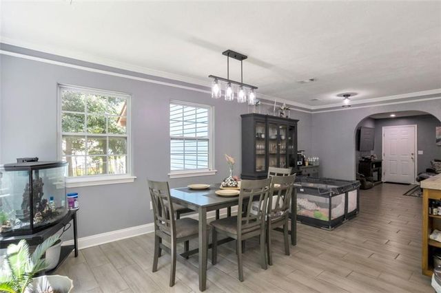 6707 SPRING HEAD Drive, Flowery Branch, GA 30542