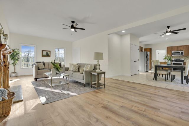 18522 Krafter Road, Laurelville, OH 43135