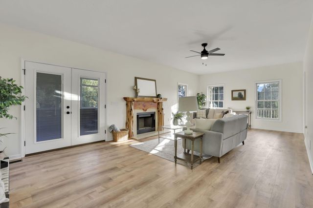 18522 Krafter Road, Laurelville, OH 43135