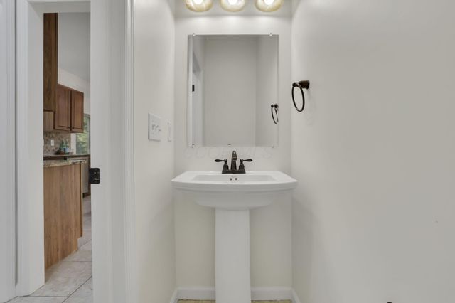 18522 Krafter Road, Laurelville, OH 43135