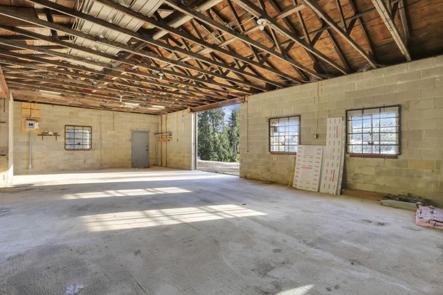 18522 Krafter Road, Laurelville, OH 43135