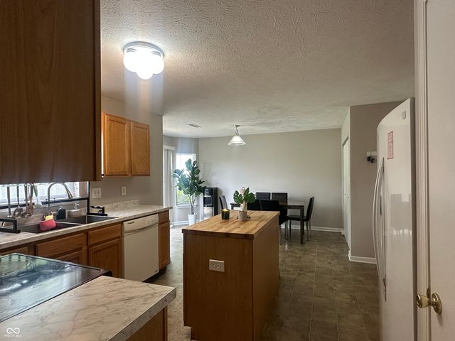6548 Frankenberger Drive, Indianapolis, IN 46237