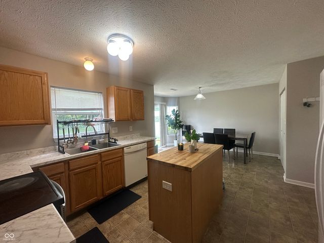 6548 Frankenberger Drive, Indianapolis, IN 46237