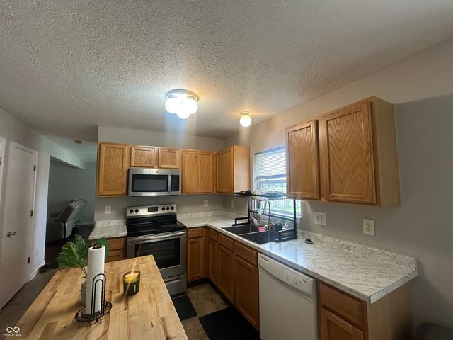 6548 Frankenberger Drive, Indianapolis, IN 46237
