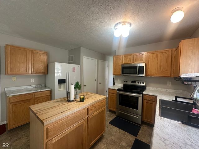 6548 Frankenberger Drive, Indianapolis, IN 46237