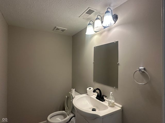 6548 Frankenberger Drive, Indianapolis, IN 46237