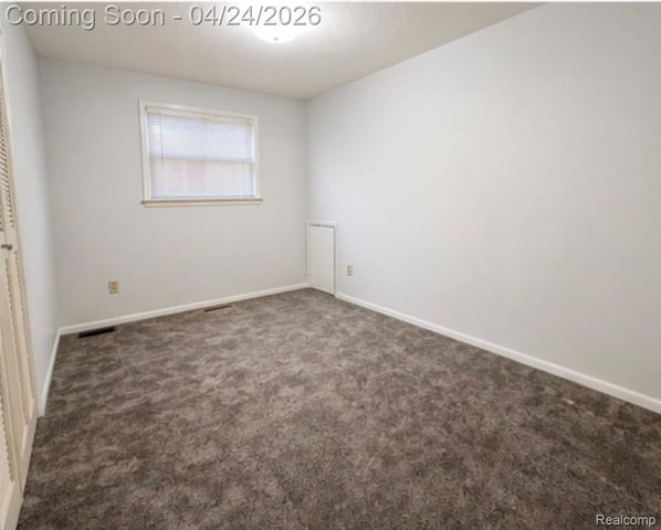 21059 Tiffany Drive, Woodhaven, MI 48183