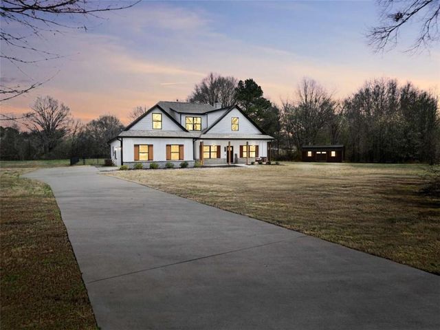 351 Savannah Drive, Mansfield, GA 30055