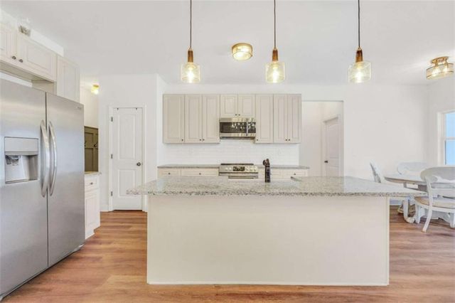 351 Savannah Drive, Mansfield, GA 30055