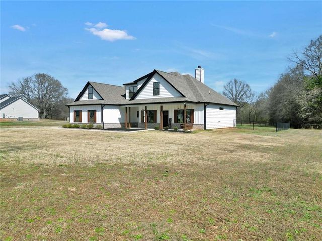 351 Savannah Drive, Mansfield, GA 30055