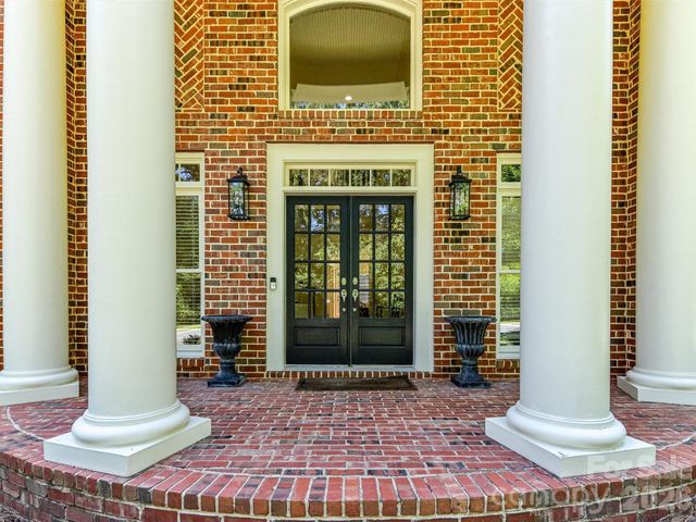 3801 Fawn Hill Road, Matthews, NC 28105