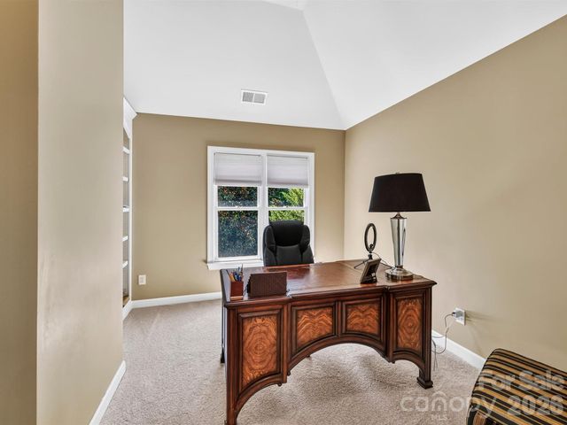 3801 Fawn Hill Road, Matthews, NC 28105