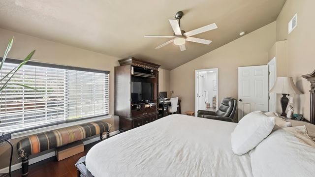 2419 E Vassar Avenue, Visalia, CA 93292