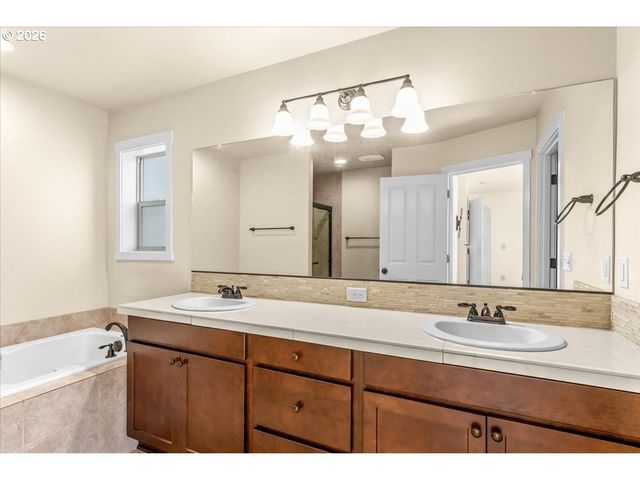 30276 Nw STEWART Ln, North Plains, OR 97133