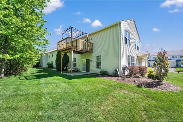 26782 Kirkway Circle 48, Woodhaven, MI 48183