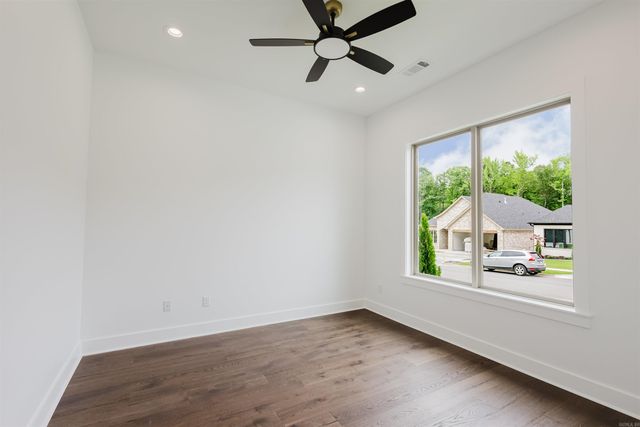 119 Kinley Loop, Little Rock, AR 72223
