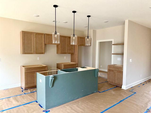 218 Valencia Circle, Warner Robins, GA 31028