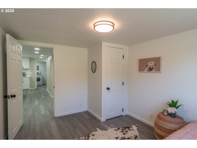 1052 RESTON Rd, Roseburg, OR 97471