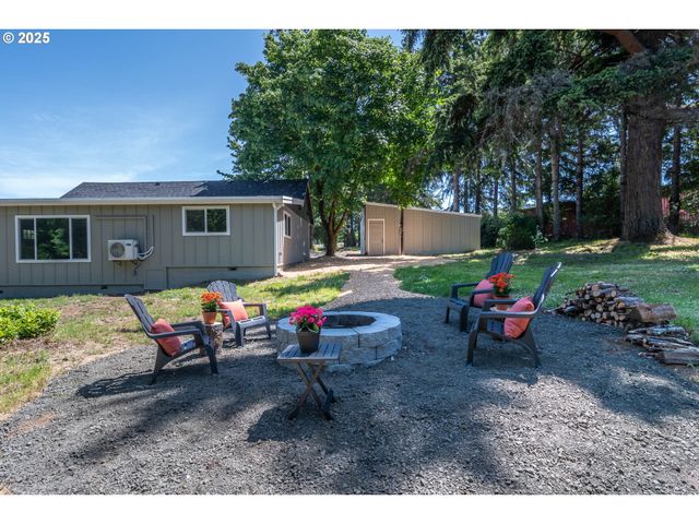 1052 RESTON Rd, Roseburg, OR 97471