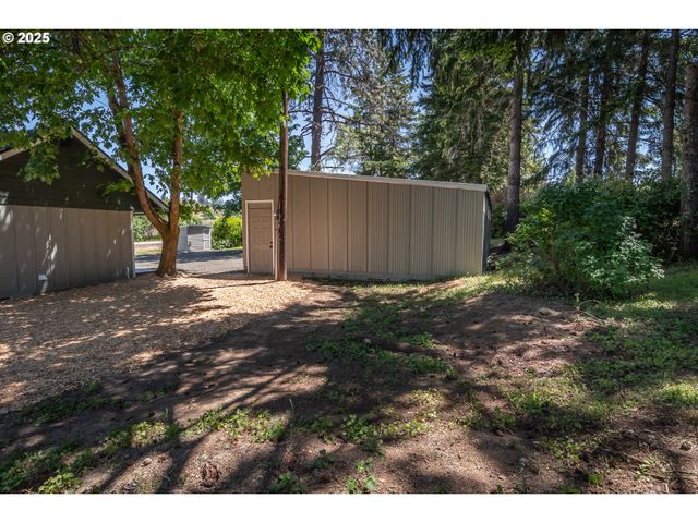 1052 RESTON Rd, Roseburg, OR 97471