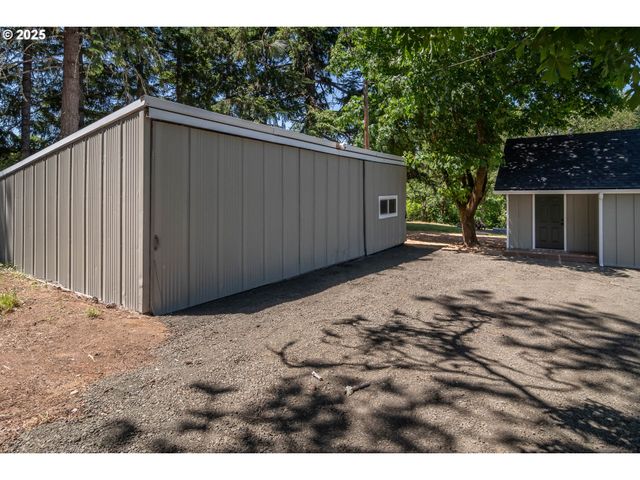 1052 RESTON Rd, Roseburg, OR 97471