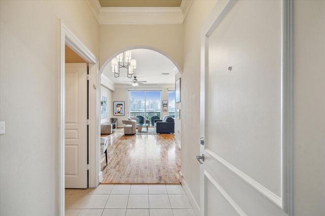 3333 Allen Parkway 1004, Houston, TX 77019