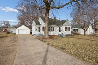 231 12th Avenue N, Waite Park, MN 56387