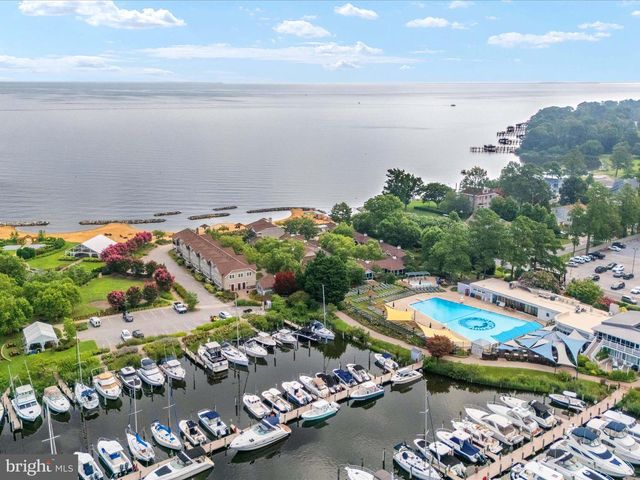 7007 DOVER AVE, North Beach, MD 20714