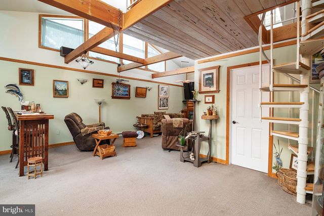 7007 DOVER AVE, North Beach, MD 20714