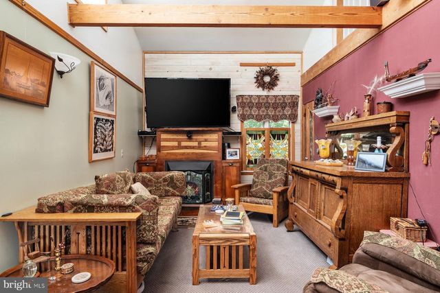 7007 DOVER AVE, North Beach, MD 20714