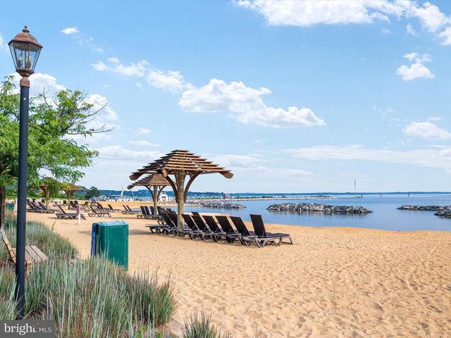 7007 DOVER AVE, North Beach, MD 20714