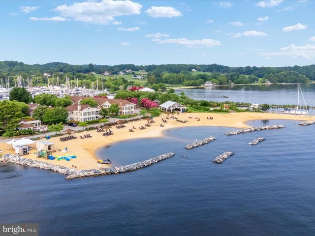 7007 DOVER AVE, North Beach, MD 20714