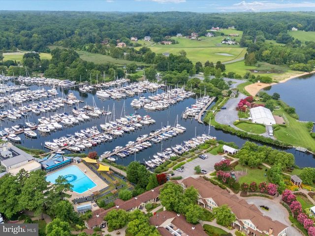 7007 DOVER AVE, North Beach, MD 20714