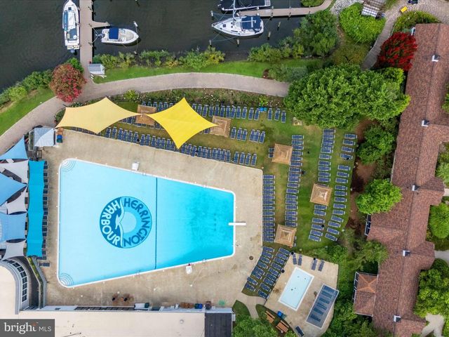 7007 DOVER AVE, North Beach, MD 20714