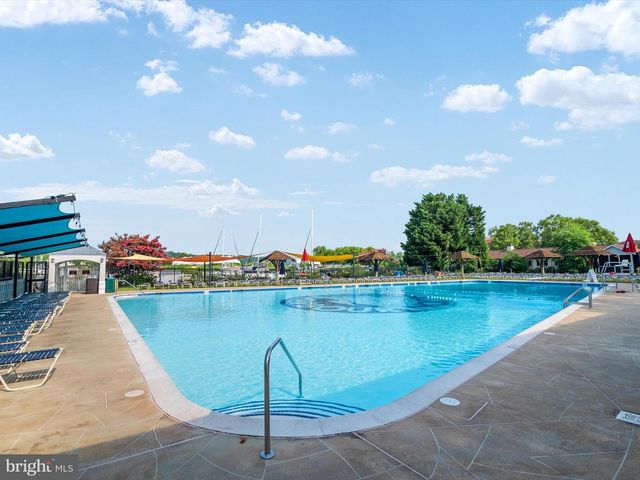 7007 DOVER AVE, North Beach, MD 20714