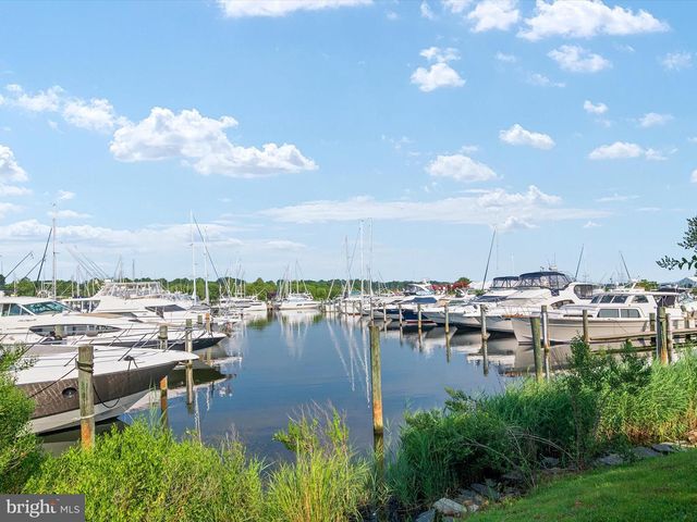 7007 DOVER AVE, North Beach, MD 20714