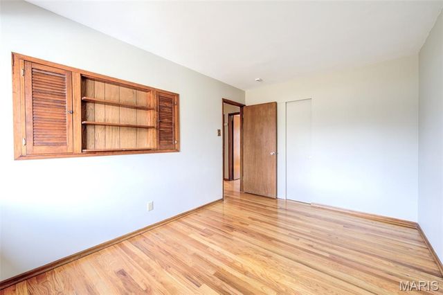 11954 Glenoak Drive, Maryland Heights, MO 63043