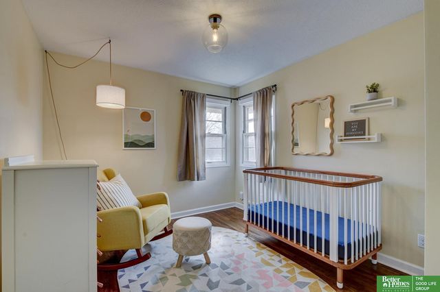 2206 S 46th Avenue, Omaha, NE 68106