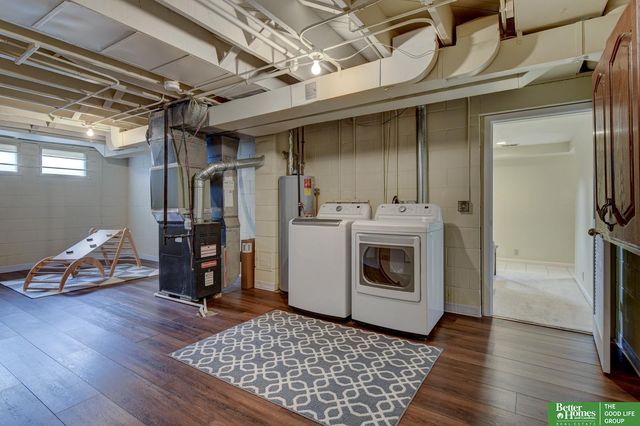 2206 S 46th Avenue, Omaha, NE 68106