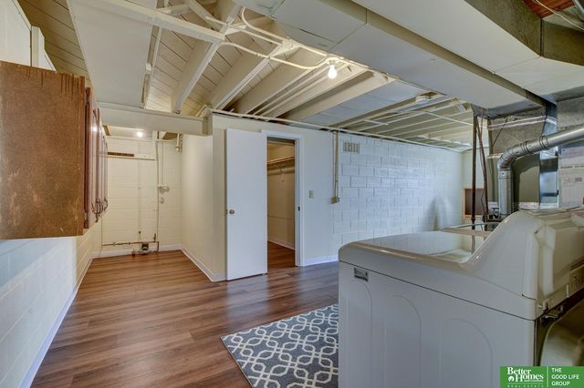 2206 S 46th Avenue, Omaha, NE 68106