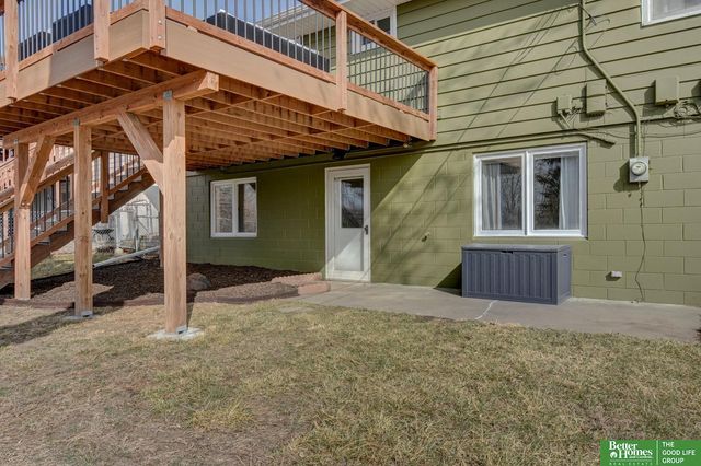 2206 S 46th Avenue, Omaha, NE 68106