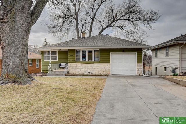 2206 S 46th Avenue, Omaha, NE 68106