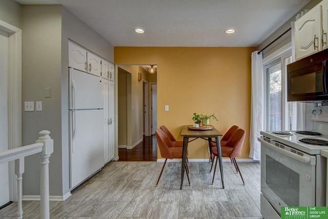 2206 S 46th Avenue, Omaha, NE 68106