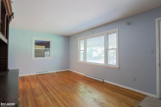 4590 Secord Lake Road, Leonard, MI 48367