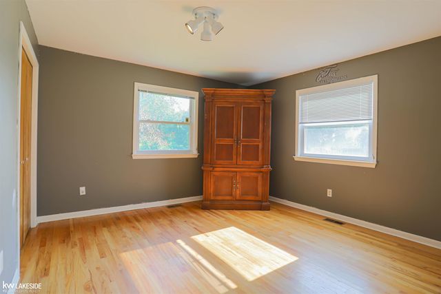 4590 Secord Lake Road, Leonard, MI 48367