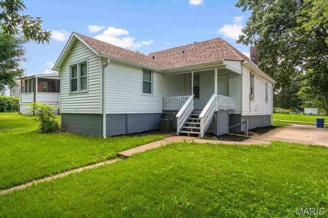 8803 Alva Avenue, St Louis, MO 63121